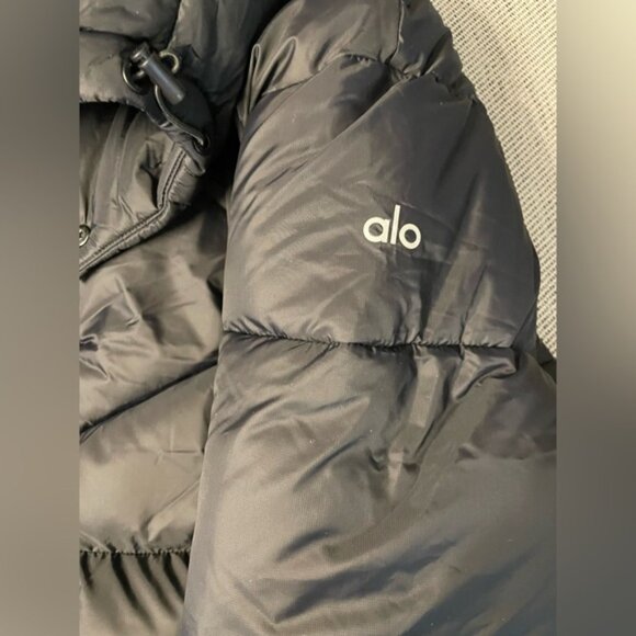 NEW ALO Gold Rush Puffer Trench Long Coat Jacket | US M Unisex - Picture 14 of 14